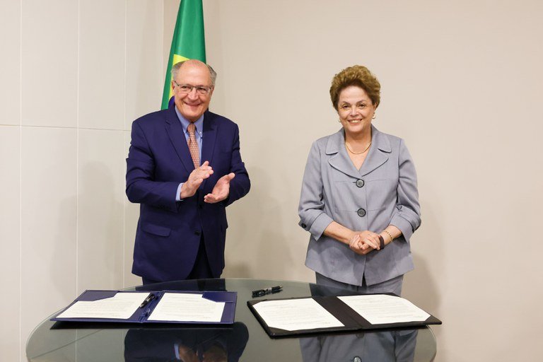Alckmin e Dilma formalizam R$ 5,7 bilhões do Banco do Brics para o Rio Grande do Sul