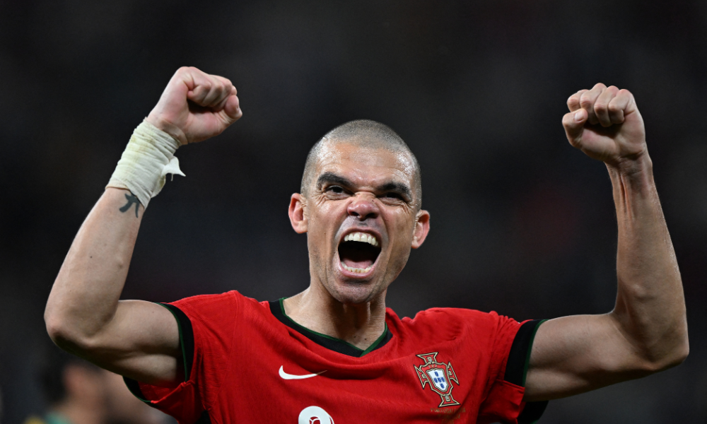 Aos 41 anos, Pepe se torna o jogador mais velho da história da Euro