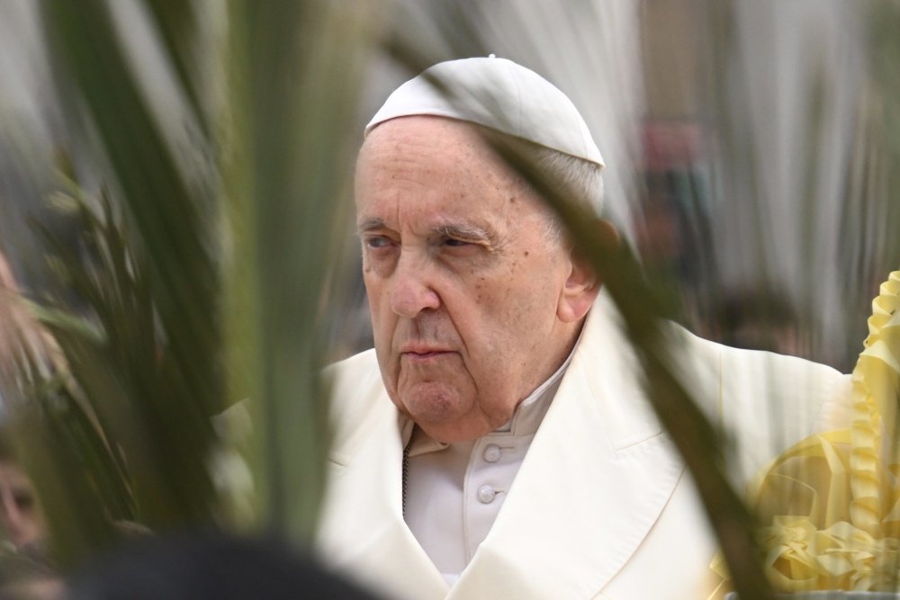 Papa Francisco volta a usar termo homofóbico e causa polêmica: ‘Muita viadagem’