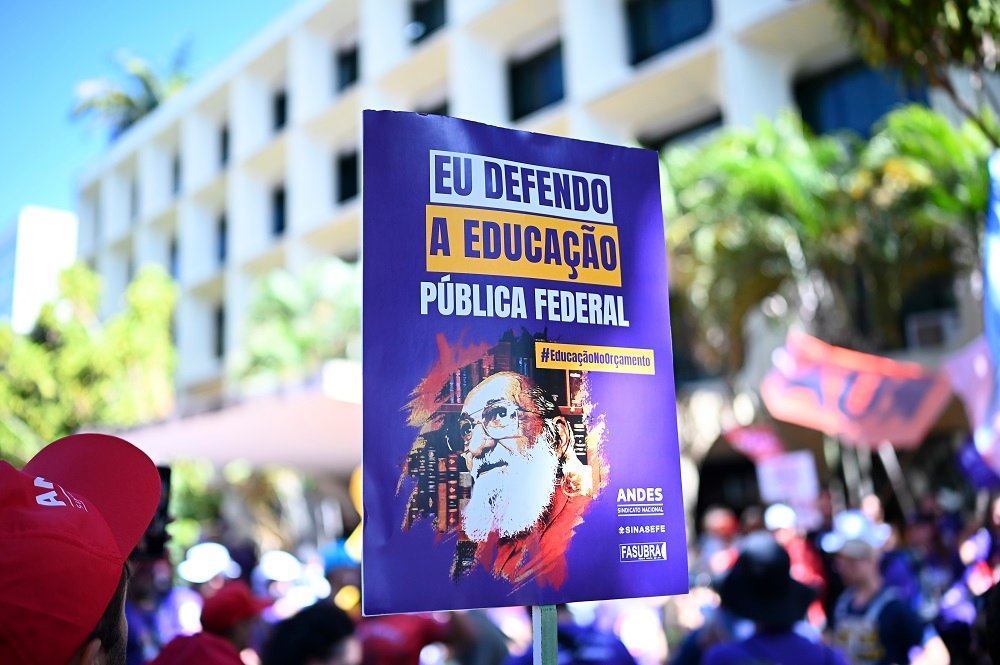 Professores da Universidade de Brasília encerram greve e indicam fim da paralisação nacional