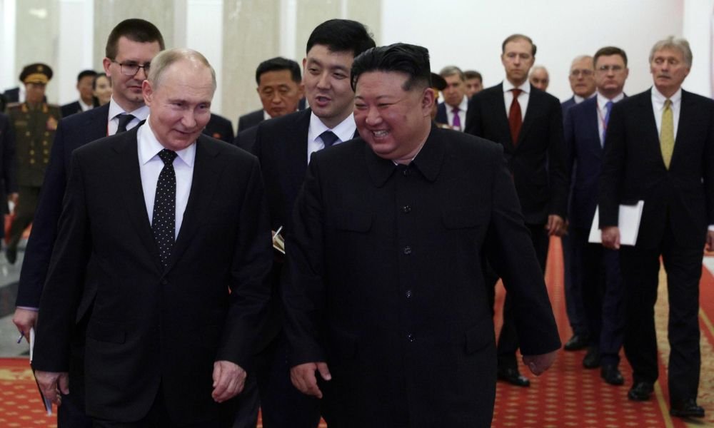 Rússia e Coreia do Norte resgatam acordo da Guerra Fria e assinam pacto de defesa mútua