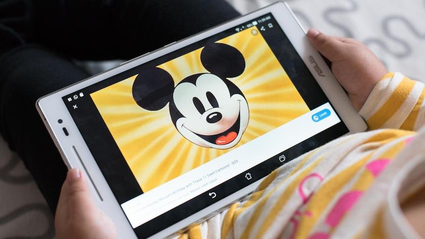 Disney vive crise existencial com as crianças migrando para o YouTube