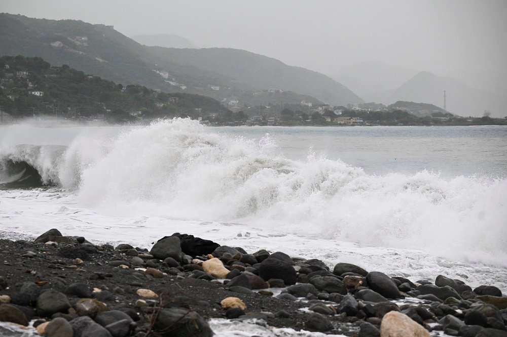 Furacão Beryl deixa sete mortos no Caribe ao avançar em direção à Jamaica