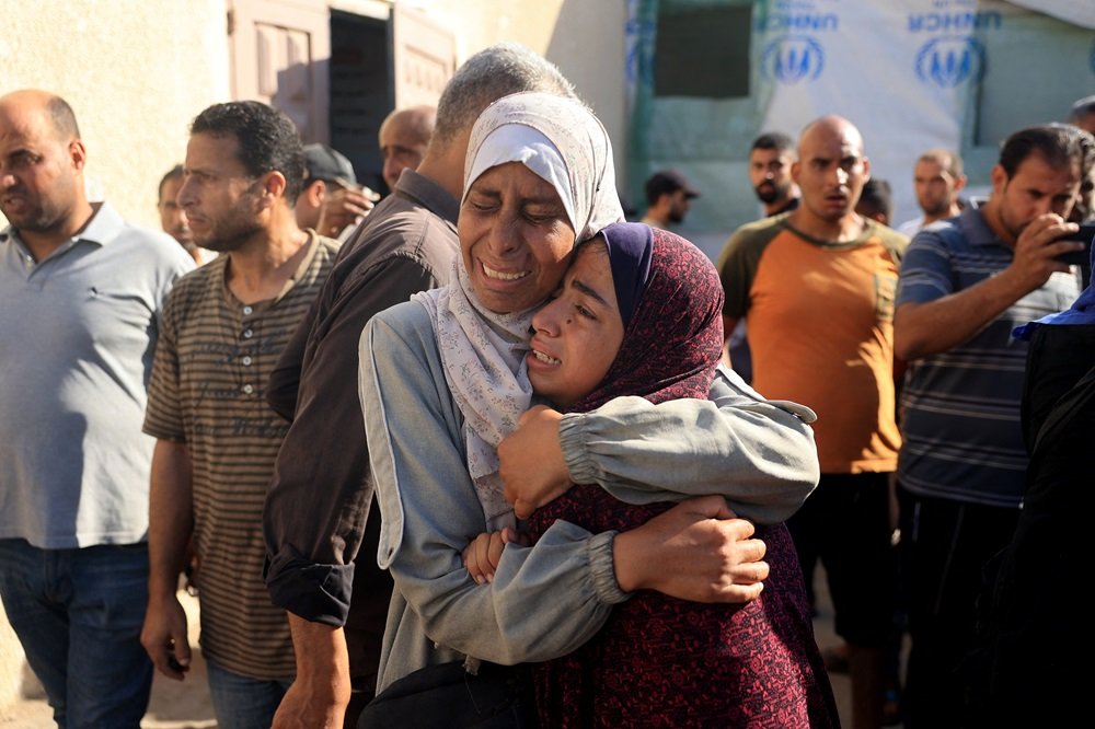 Israel pede aos habitantes de Gaza que deixem a cidade e sigam para o sul usando ‘corredores de segurança’