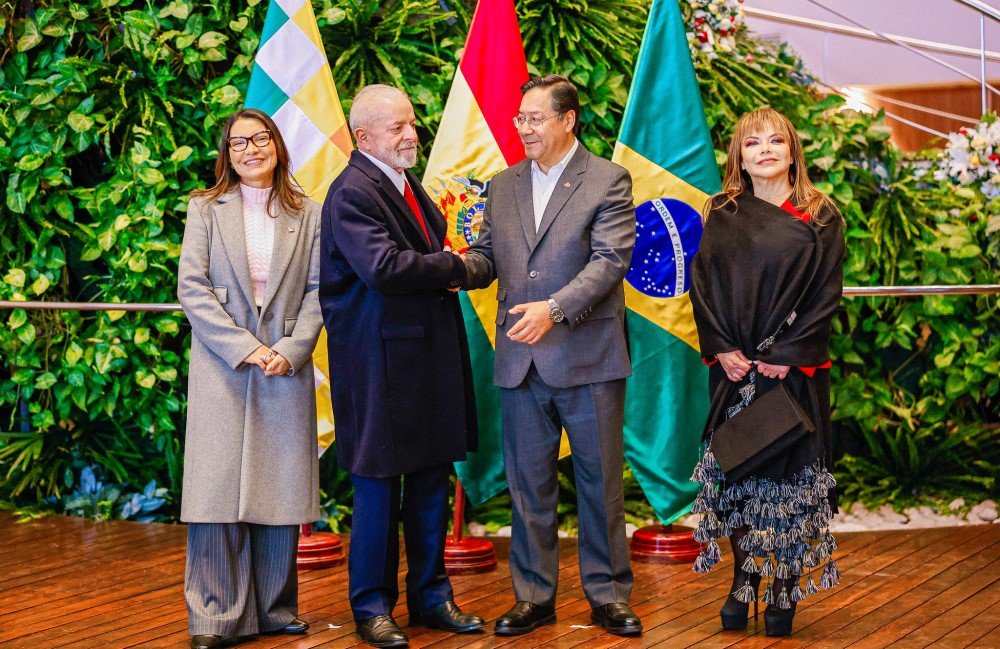 Lula firma acordo bilateral de importação de gás boliviano
