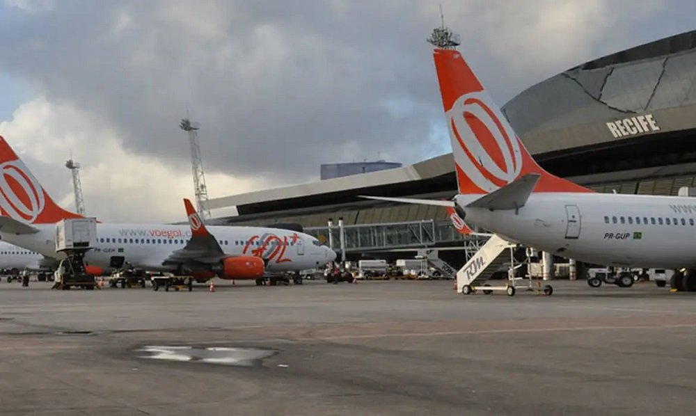 Pilotos batem boca em pleno voo perto do aeroporto do Recife; ouça