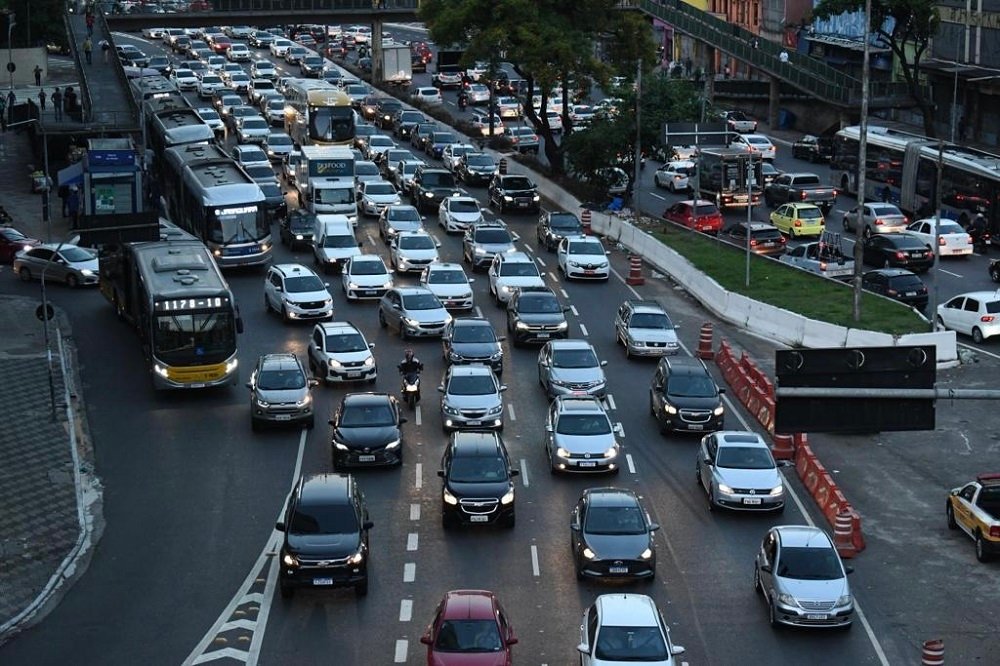 Trânsito de São Paulo tem primeiro semestre mais letal em nove anos