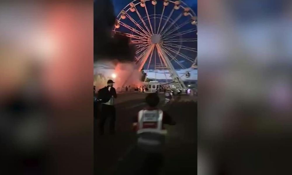 Roda-Gigante pega fogo durante festival na Alemanha e deixa feridos