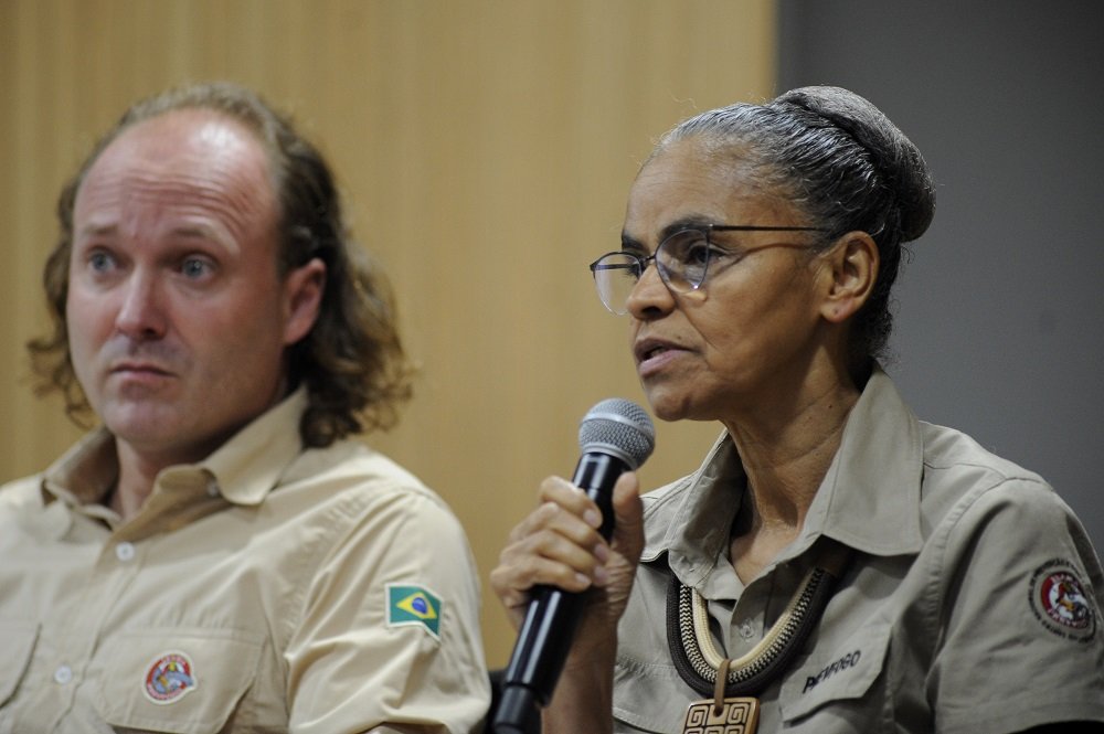 Marina diz em reunião com governadores que produtores têm ‘prejuízo enorme’ com queimadas