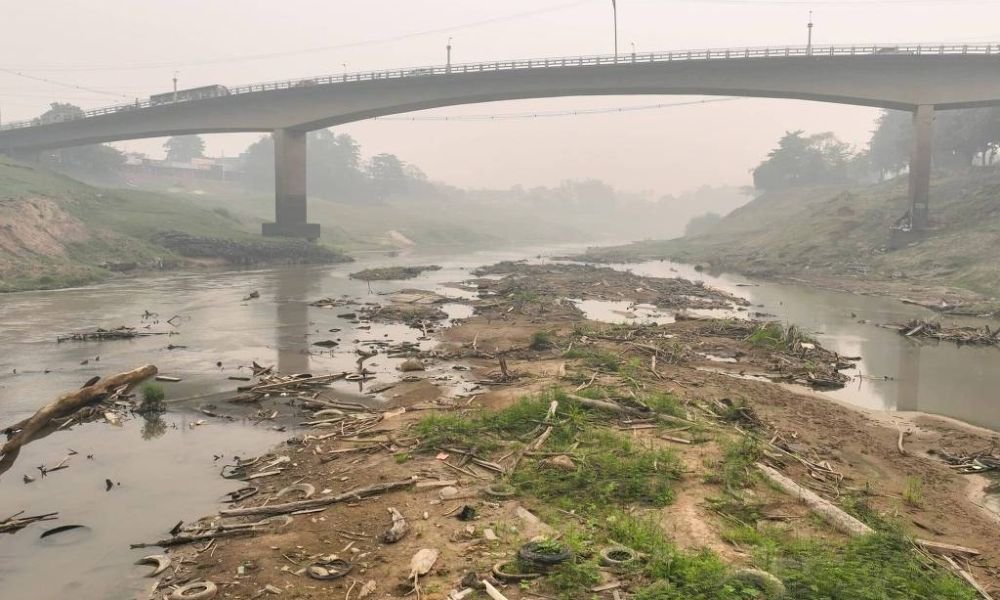 Rio Acre enfrenta crise hídrica e ambiental com menor nível de água já registrado