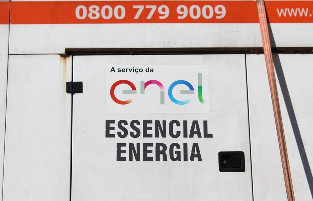 Mais de 20 mil imóveis continuam sem energia elétrica em São Paulo